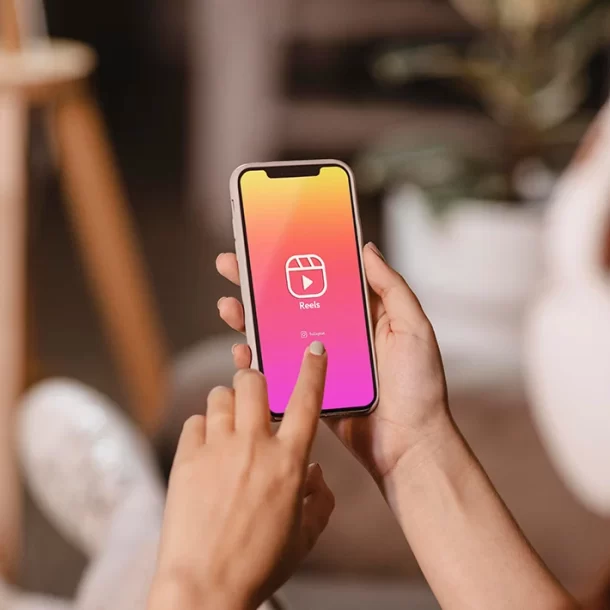 Instagram Sidebar Thumbnail